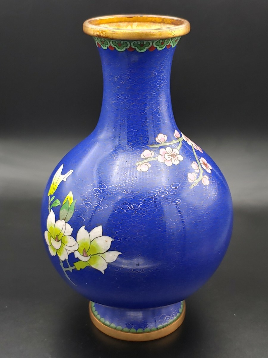 景泰蓝蝶恋花高足赏瓶Vintage Chinese Cloisonne Enamel Wintersweet