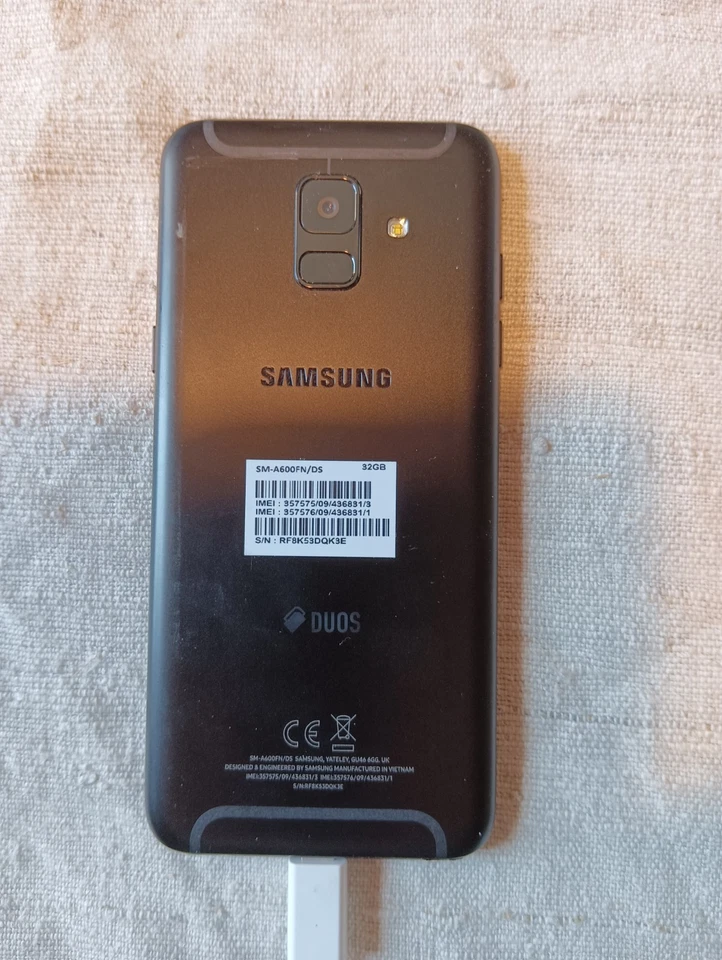 Samsung Galaxy A6 (2018) · 32GB, Foto 1 von 5