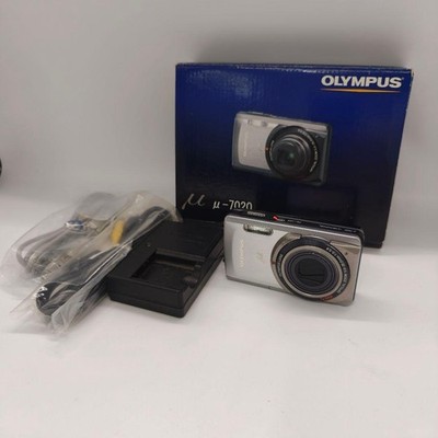 OLYMPUS μ-7020 Silver Compact Digital Camera Tested Working Seller Japan