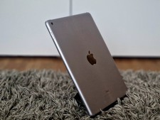 Apple iPad 5. Generation 32GB Wi-Fi | 9,7 Zoll | Space Grau |