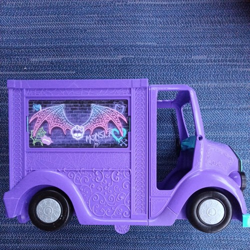 MONSTER HIGH Grab And Grub Concert Vehicle Food Truck Bus Stage 2023 Incomplete