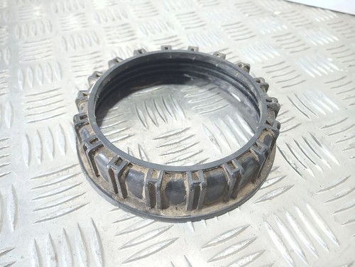 Volvo S40, V40 2003 Befestigungsmutter Kraftstoffpumpe im Tank Diesel UST93701