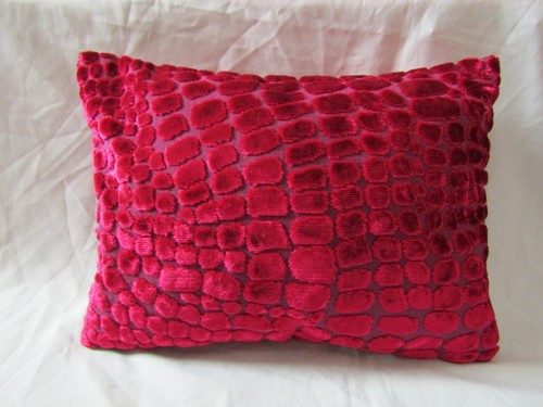 Designers Guild Velvet fabric Nabucco Cushions - Picture 45 of 58