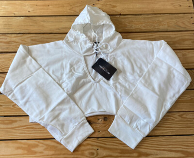 pretty Little thing NWT women’s open neck crop hoodie size white H3