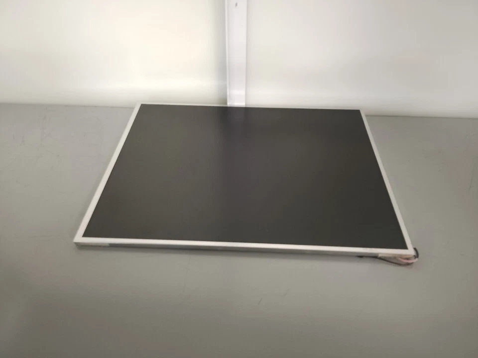 Samsung LTN170X2-L02 LCD Display (E2 1103) - Bild 2 von 4