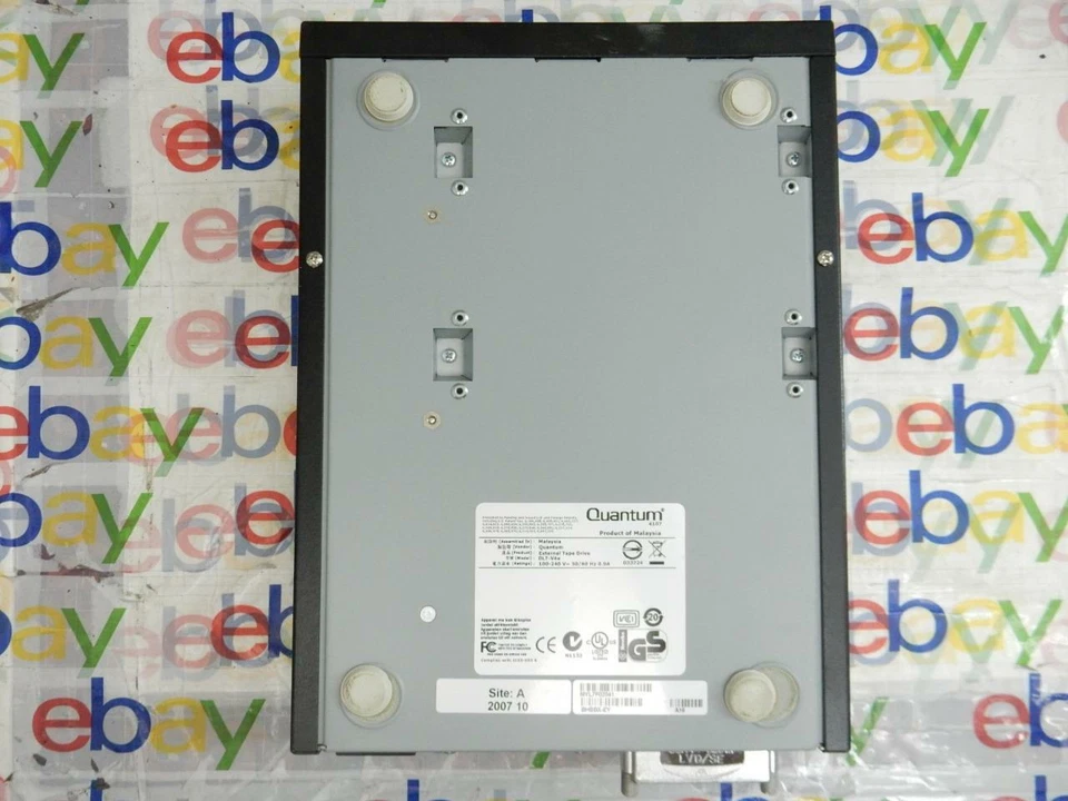 Quantum DLT-V4e External Tape Drive BHBBX-EY SCSI 320GB DLT4 with Terminator - Image 2 of 4