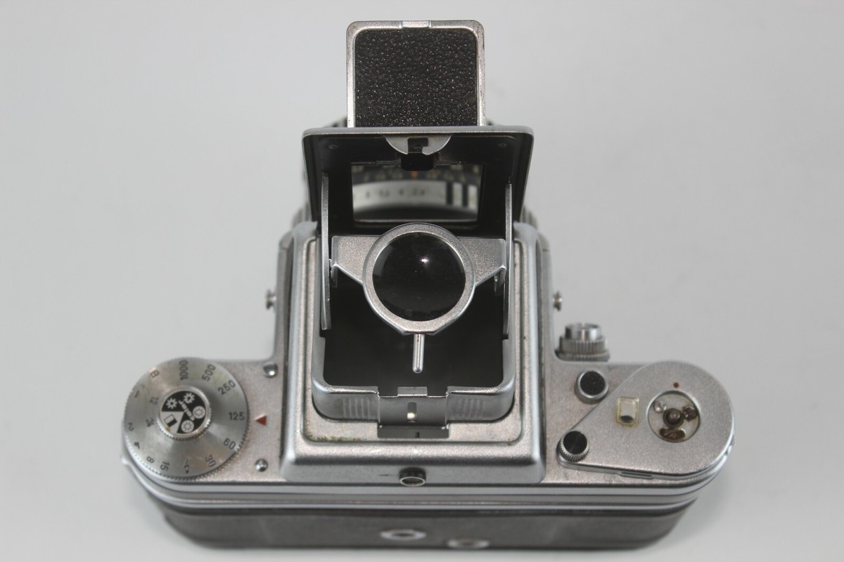 Camera PENTACON Six TL Lens Carl Zeiss Jena Biometar 2.8/80 Camera PENTACON Six TL Lens Carl Zeiss Jena Biometar 2.8/80