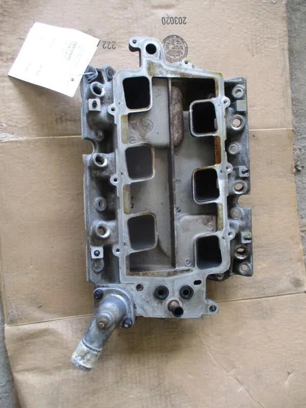 1996-2004 Buick Regal 3.8L Lower Intake Manifold 6-231 W/O Supercharged OEM - Image 2 of 4