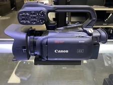 Canon XA40 NTSC Professional UHD 4K Camcorder W/ Handle, Hood, Case