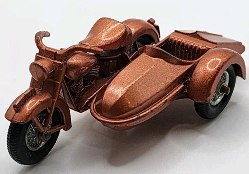 VINTAGE LESNEY MATCHBOX ENGLAND  HARLEY DAVIDSON No 66  MOTORCYCLE  NEAR MINT