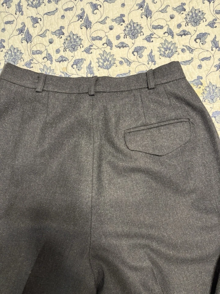 Calça social Brooks Brothers feminina carvão cinza escuro lã tamanho 6 - Imagem 3 de 4