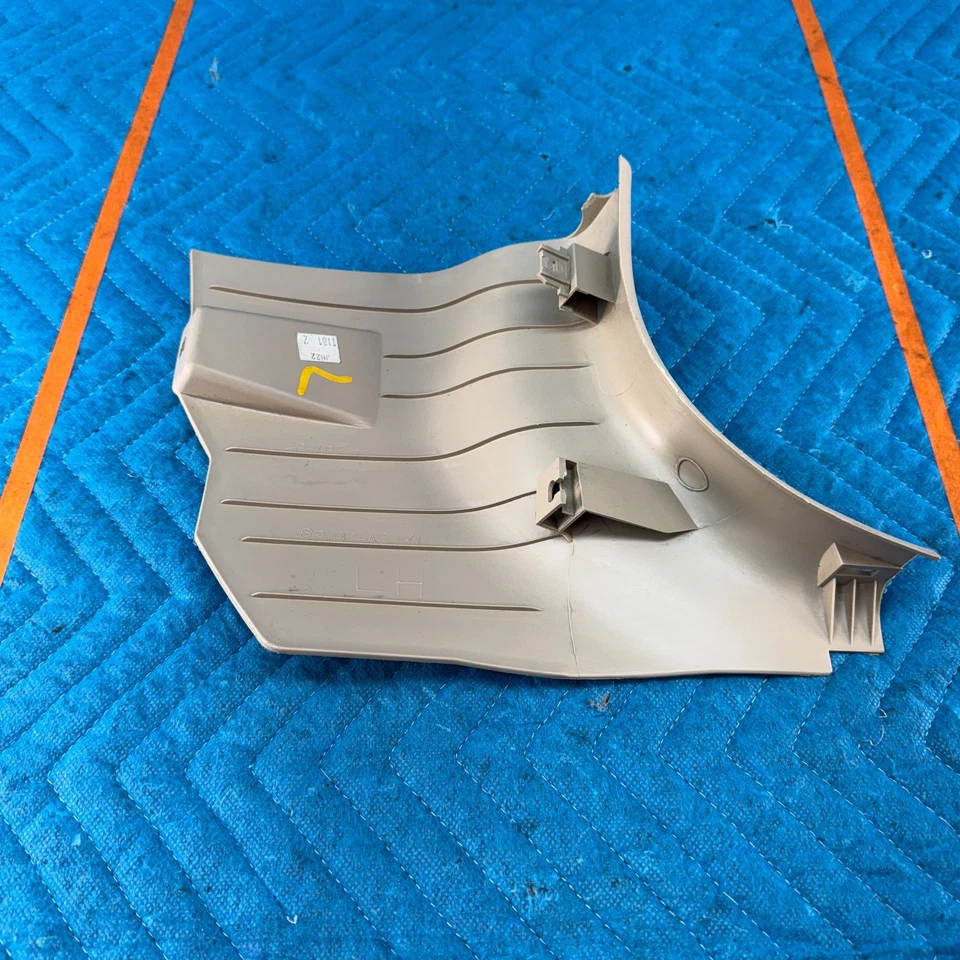 05-12 Toyota Avalon Frontal Izquierdo Driver Trim Kick Panel Bisel OEM FA02 (marfil) Foto 3 de 4