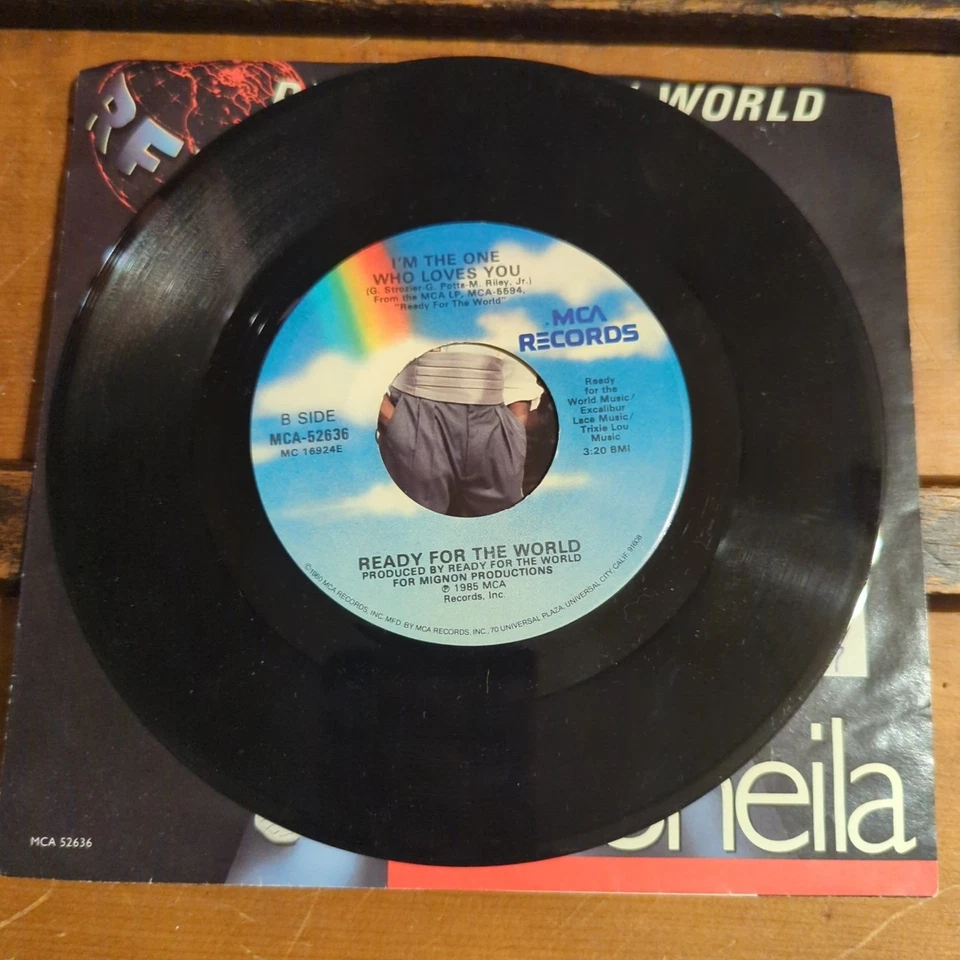 READY FOR THE WORLD  - OH SHEILA / I'M THE ONE WHO LOVES YOU MCA 1985 RFTW - Imagem 4 de 4