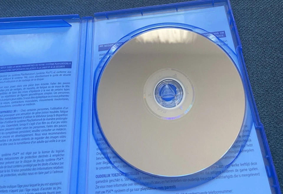 Jeu Playstation 4 PS4 VF Plants vs Zombies Garden Warfare  Envoi rapide et suivi, photo 4 sur 4