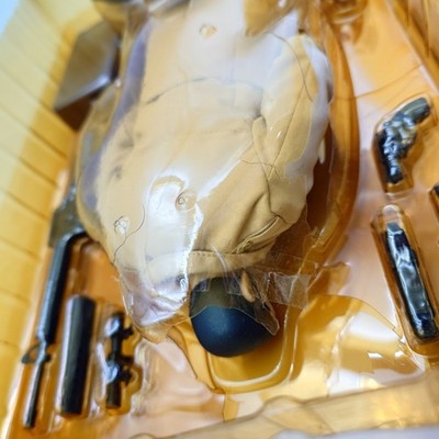 Hot Toys Golgo 13 Duke Togo 1/6 Figure Anime Masterpiece DAMAGED