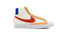 Sz 5.5 - Woman's Nike Blazer Mid '77 'Campfire Orange' DM2872 100