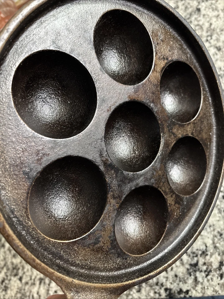 Vintage Griswold 962 A No 32 Cast Iron Aebleskiver Cake Pan Skillet Made In USA - Image 3 of 3