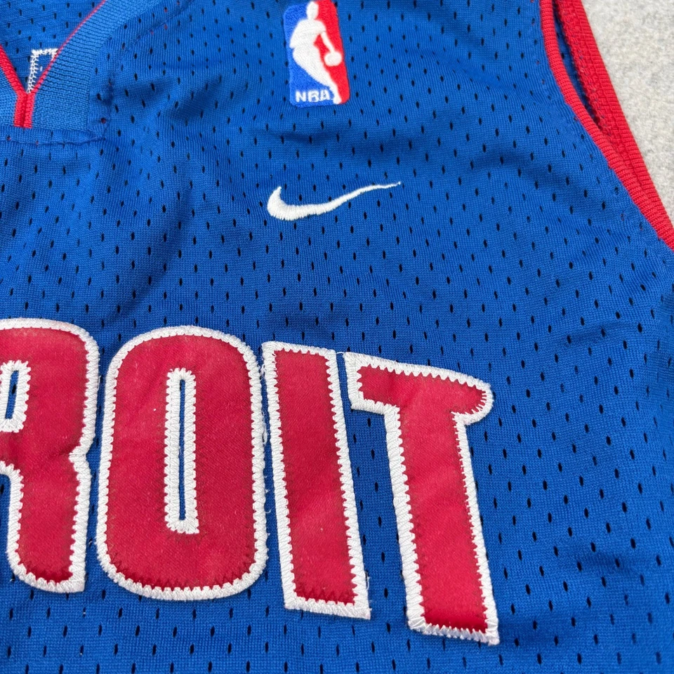 Vintage Nike Detroit Pistons Ben Wallace #3 Jersey Youth L Stitched Length +2 - Image 3 of 4