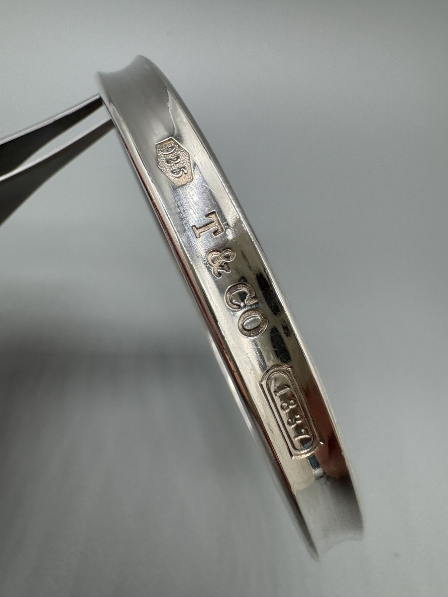 アクセサリー Tiffany bangle 16-17 cm. T&Co.925 アクセサリー Tiffany bangle 16-17 cm. T&Co.925 アクセサリー