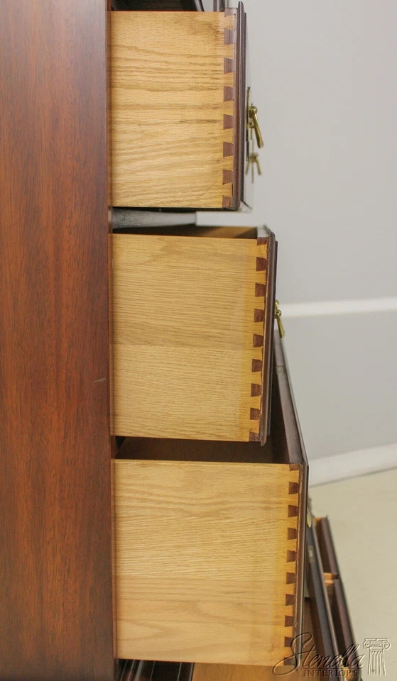 LF58143EC: HENKEL HARRIS 3 Part Queen Anne Mahogany Highboy - Изображение 4 из 4