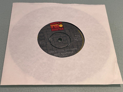 Mary MacGregor - Torn Between Two Lovers - Vinyl Schallplatte 7'' Single - 1976 Ariola