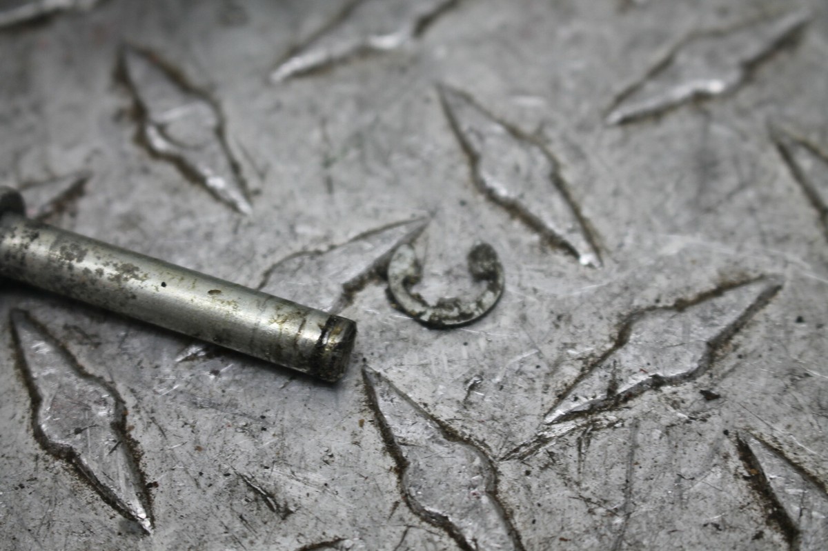 1990 Kawasaki Ninja ZX6 ZX600D Passenger Foot Pegs rest | eBay