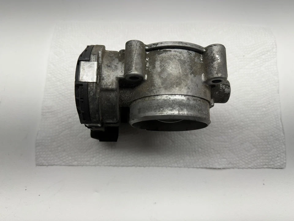 Carrocería de acelerador genuina barata para Mercedes-Benz SLK230 2000-2004 C230 2003-2005 Foto 2 de 4