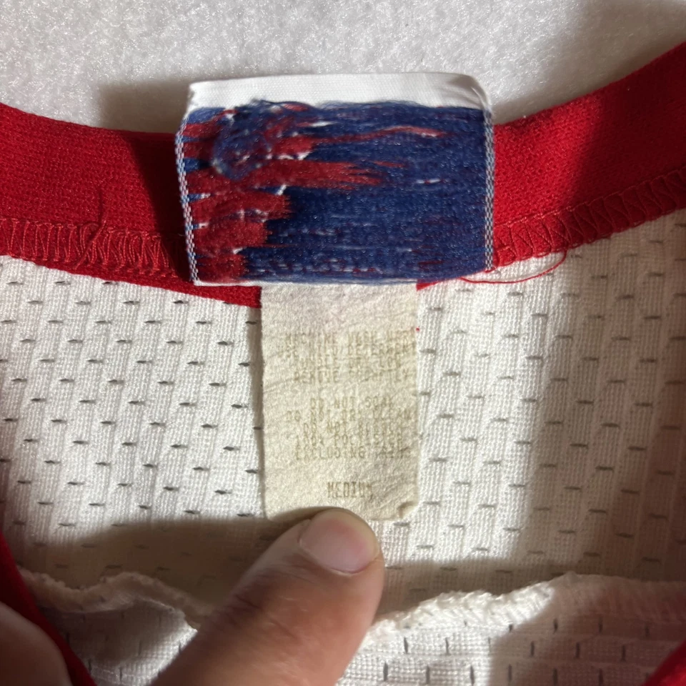 Vintage Wisconsin Badgers Jersey Mens Medium NCAA Hockey Koronis USA 90s - Image 3 of 4