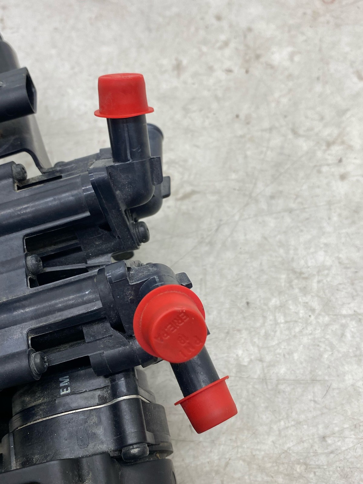 Bentley Flying Spur 2013-2018 Coolant control valve