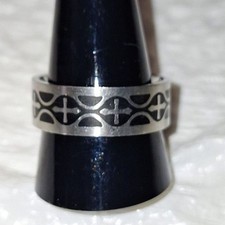 A Men's Stainless Steel Ring 8mm Celtic Cross Symbol Wedding Band Size 10.5
