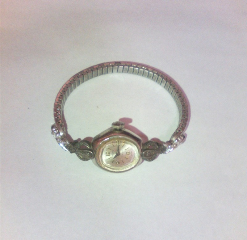 Gruen Ladies Wristwatch (Swiss movement) 17 jewels "10 Karat rolled Gold"