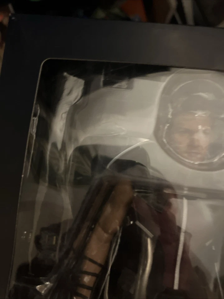 Boneco Hot Toys The Avengers Hawkeye, de propriedade de colecionador - Imagem 2 de 4