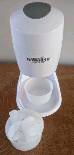 Hawaiian Shaved Ice Snow Cone Slushies Machine Electric 120V White Working Used