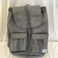Mochila Herschel Supply Co. Little America en correas de cuero gris cruzado