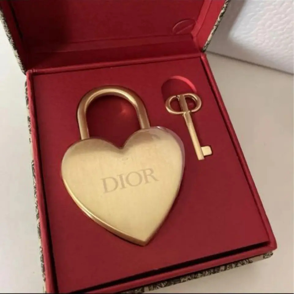 Dior Heart Padlock Cadena & Key W/Box 2023 Valentine Limited Novelty