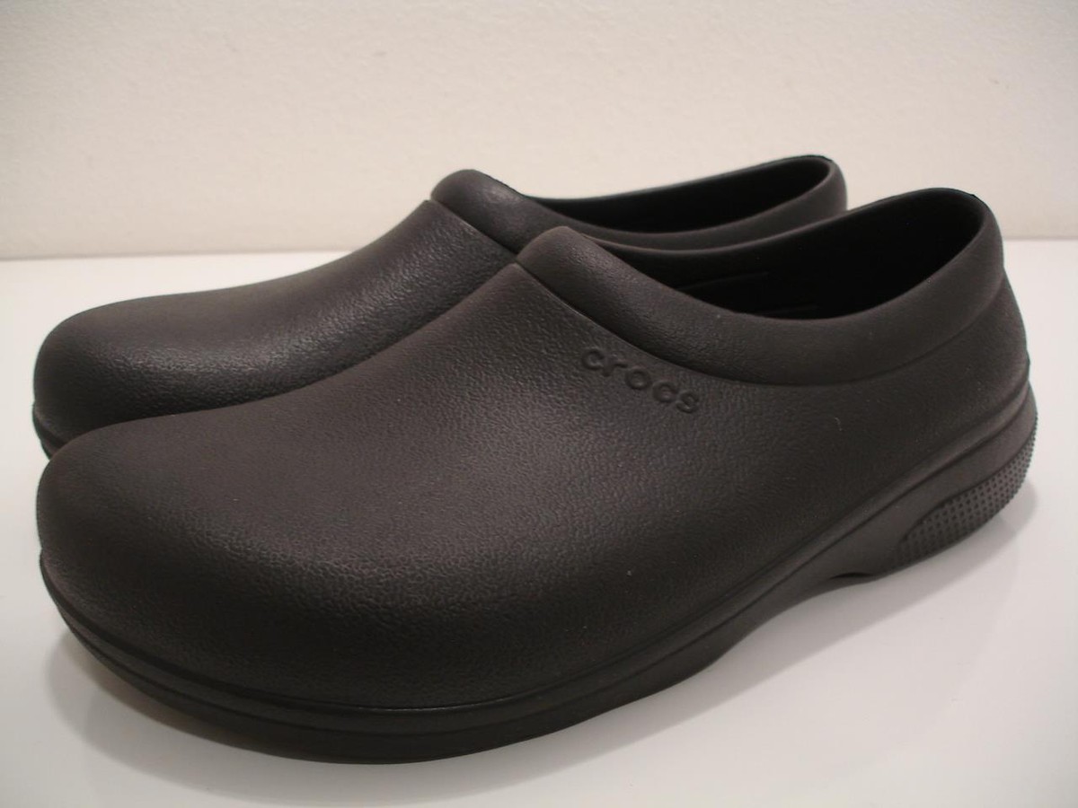 Mens 7 Womens 9 Crocs on The Clock Black Clogs Work Slip-Resistant