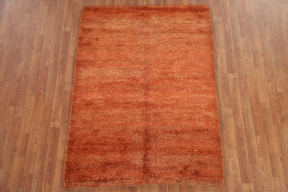 Contemporary Solid Moroccan 4x6 Hand-Knotted Rug - Image 2 of 4