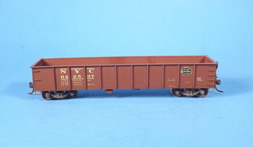 Góndola de acero Accurail HO NYC 642537 41' AAR con ruedas de metal y acopladores Kadee | Condition: Used