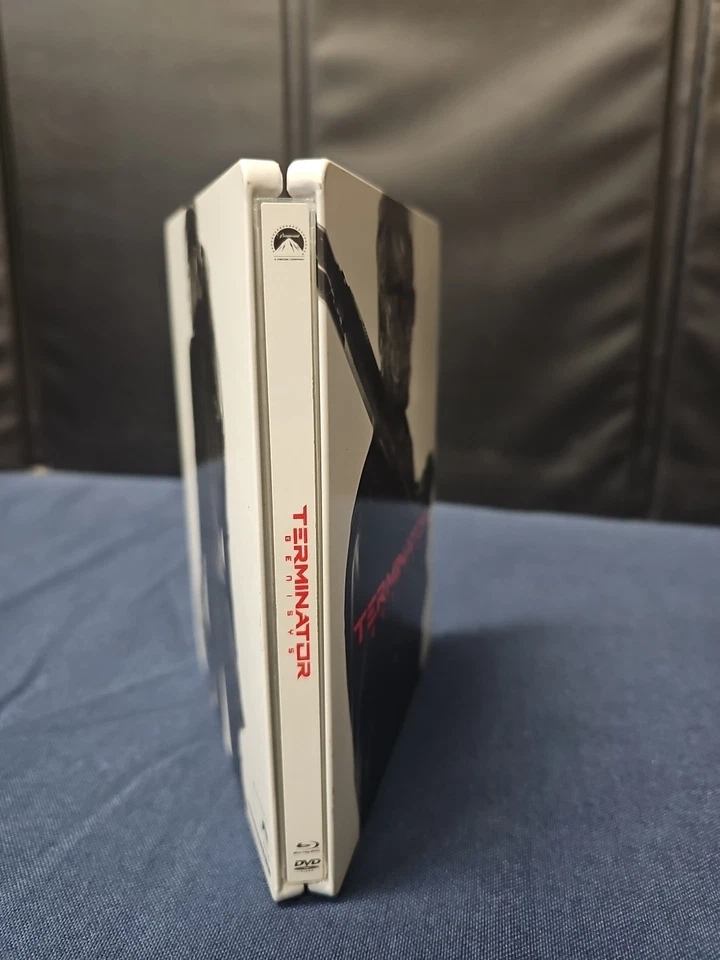 Terminator Genisys  STEELBOOK Blu-ray/DVD) + Total Recall Blu Ray Schwarzenegger - Image 3 of 4