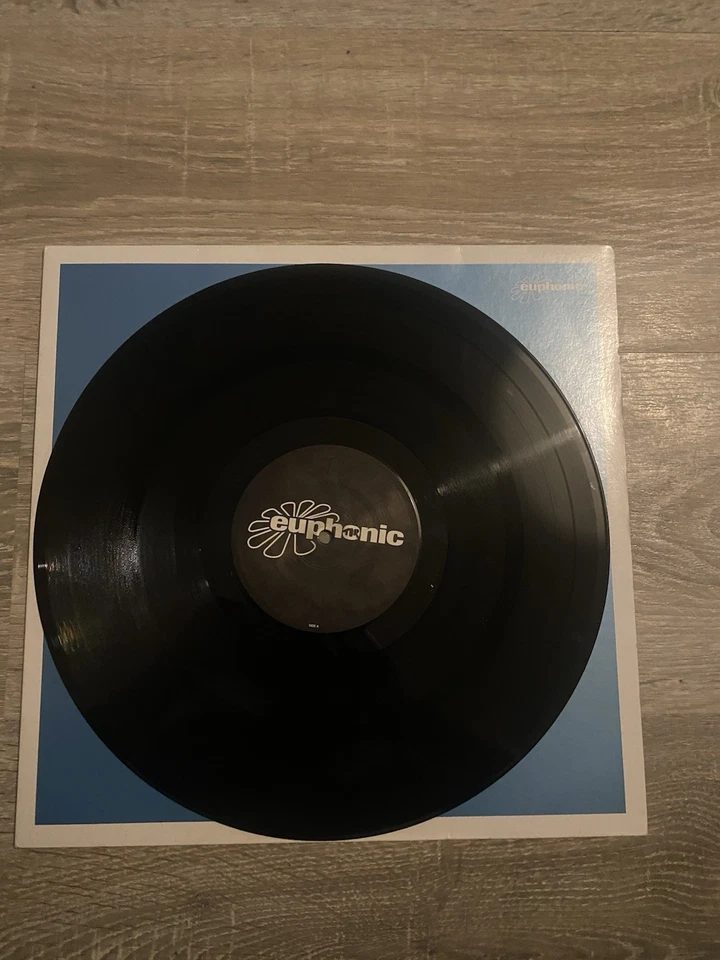 Vinyl - Image 3 of 4