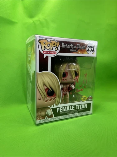 Funko POP! Female Titan 6" Attack on TItan #233 - GITD - Special Edition - Prot.