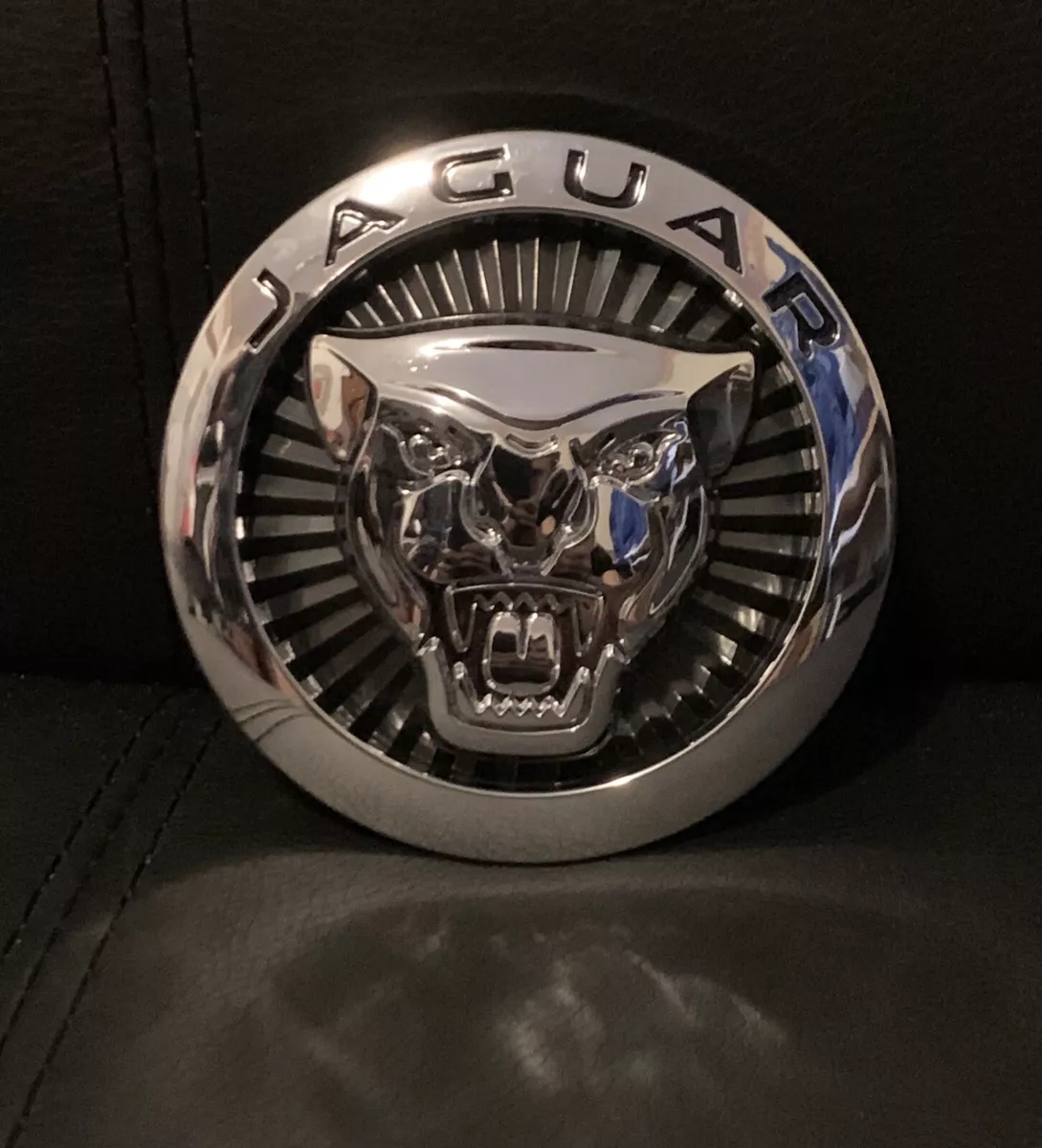 Jaguar front emblem deals