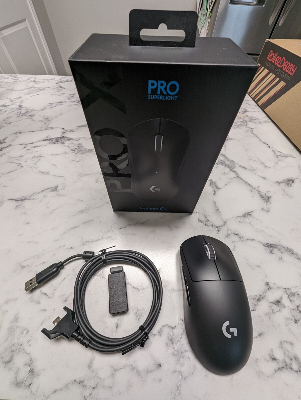 Logitech G PRO X SUPERLIGHT Wireless Gaming Mouse Black 910-005878