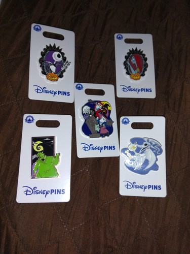 Disney Parks Nightmare Before Christmas Jack & Sally Profile Mirror 5 Pin Set - Picture 3 of 9