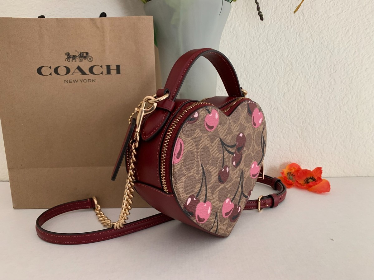 NWT Coach CY706 Heart Crossbody Bag In Signature