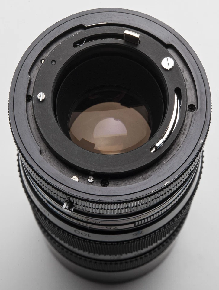 Soligor Auto Zoom Macro 75-205 Mm 3.5 - Canon FD - Imagen 2 de 4