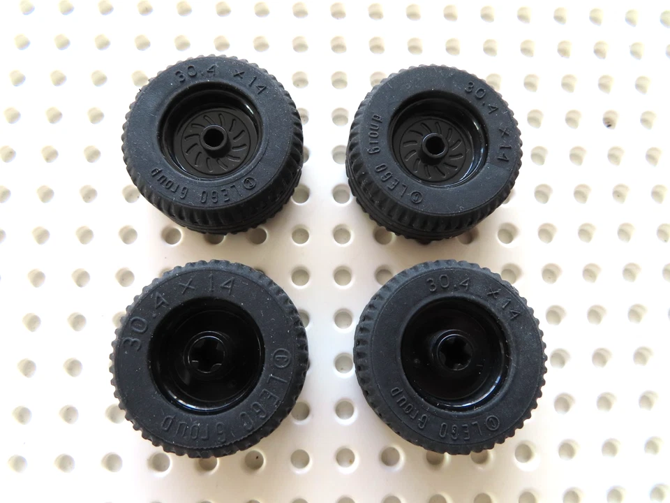 Lego 4 x Reifen + Felgen 18976c02 18x12 + 30.4x14 mm schwarz 75984 76119 - Bild 1 von 1