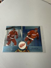 Steve Yzerman Cards, Rookie Cards and Autograph Memorabilia Guide 18