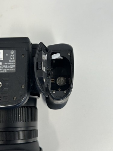 Canon XC10 4K Ultra HD Professional Camcorder - Picture 9 of 10