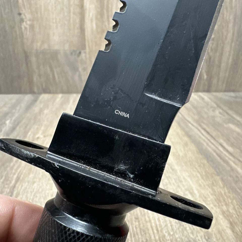 Coleman CM2021 Fixed Blade Survival Hunting Knife w/ Sheath & Box - Image 4 of 4